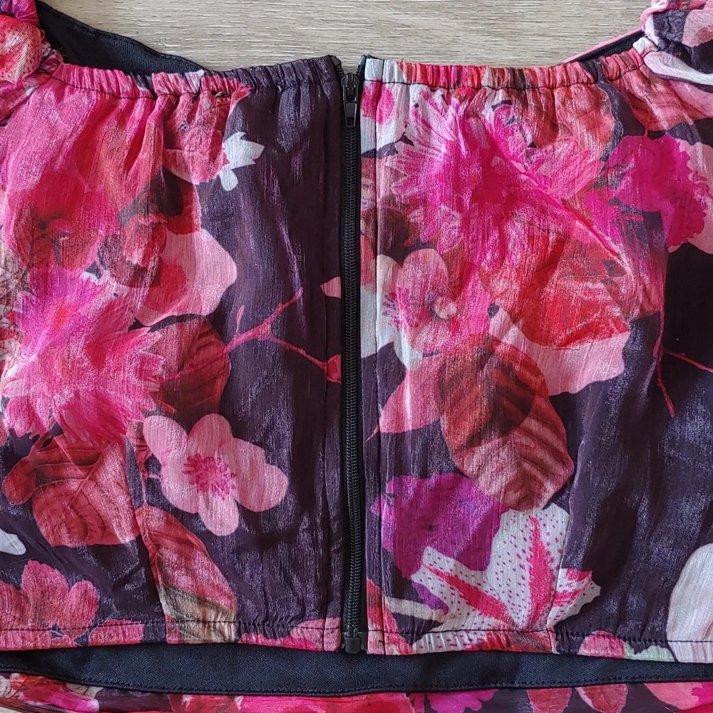 A. Peach Women's Floral Cropped Sheer Puff Sleeve Top Size M - Picture 7 of 9